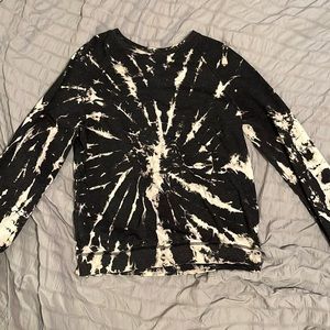 tie dye sweatshirt!